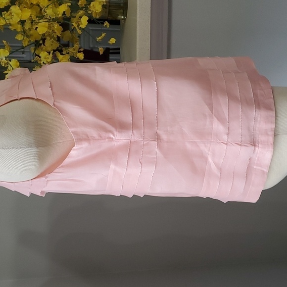 TALBOTS, tank top style lightweight pink top. Flower and layer look. Size 10P. - Picture 6 of 11